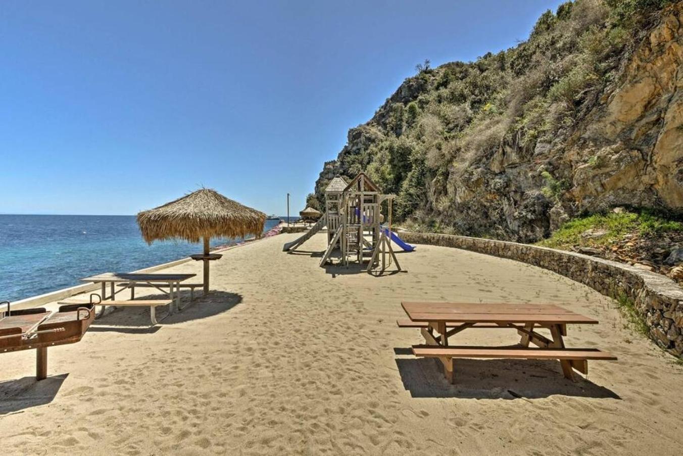 Lux Oceanfront Villa With Breathtaking Views Avalon Buitenkant foto