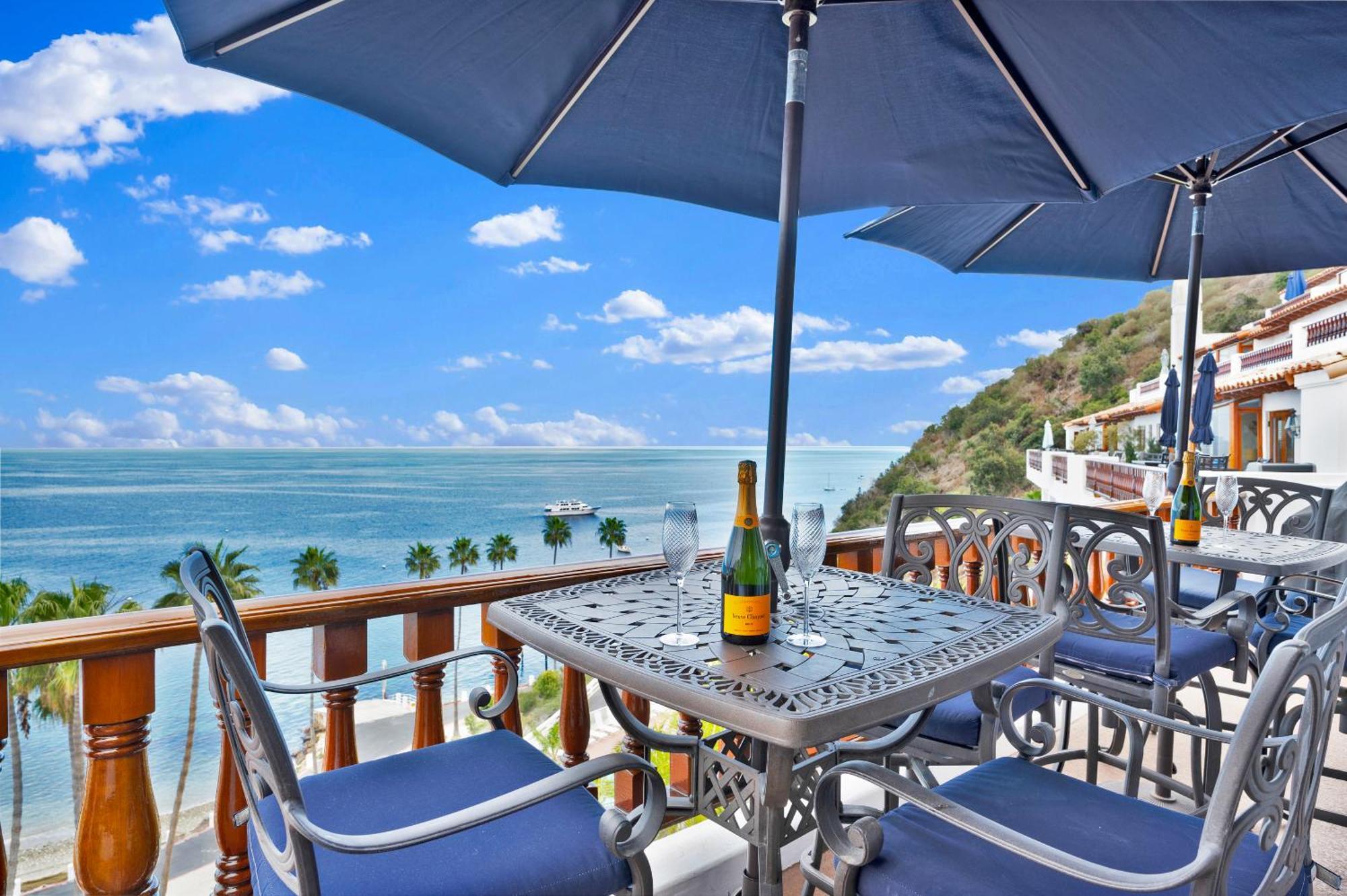 Lux Oceanfront Villa With Breathtaking Views Avalon Buitenkant foto